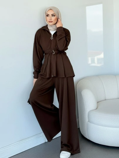 2026 纯色休闲拉链针织套装，女士节日服装，衬衫领上衣，常规袖，配腰带，春季款