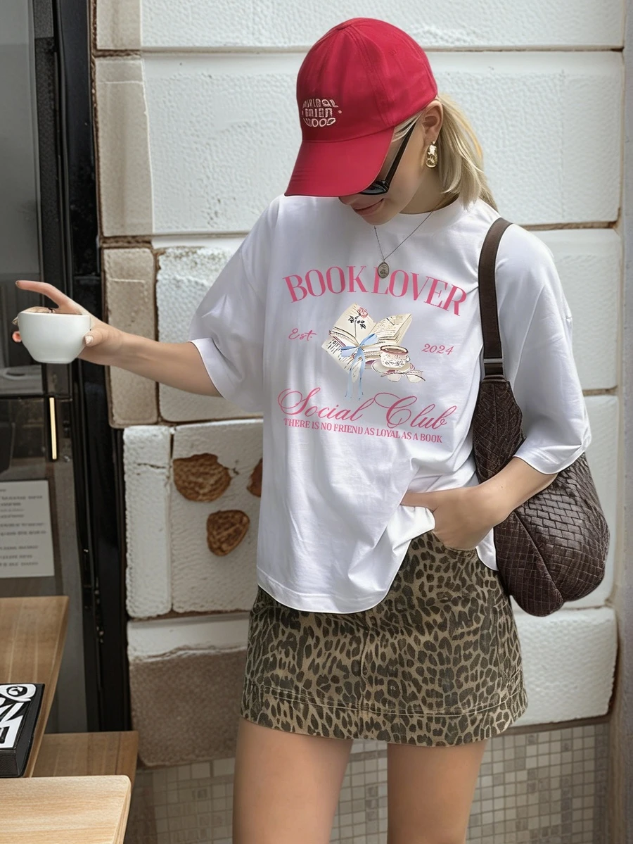 女士夏季圆领短袖T恤，印有“爱书人”标语，百搭休闲日常穿着 - 白色 - 查看 1