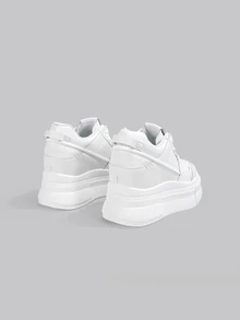 DareSee 春秋季女士增高鞋，坡跟厚底休闲运动鞋，白色，时尚百搭，防滑防水，舒适低帮休闲鞋，适合音乐节、Y2K 节、返校季、秋季、圣诞节、冬季等场合，也是圣诞礼物的理想之选。