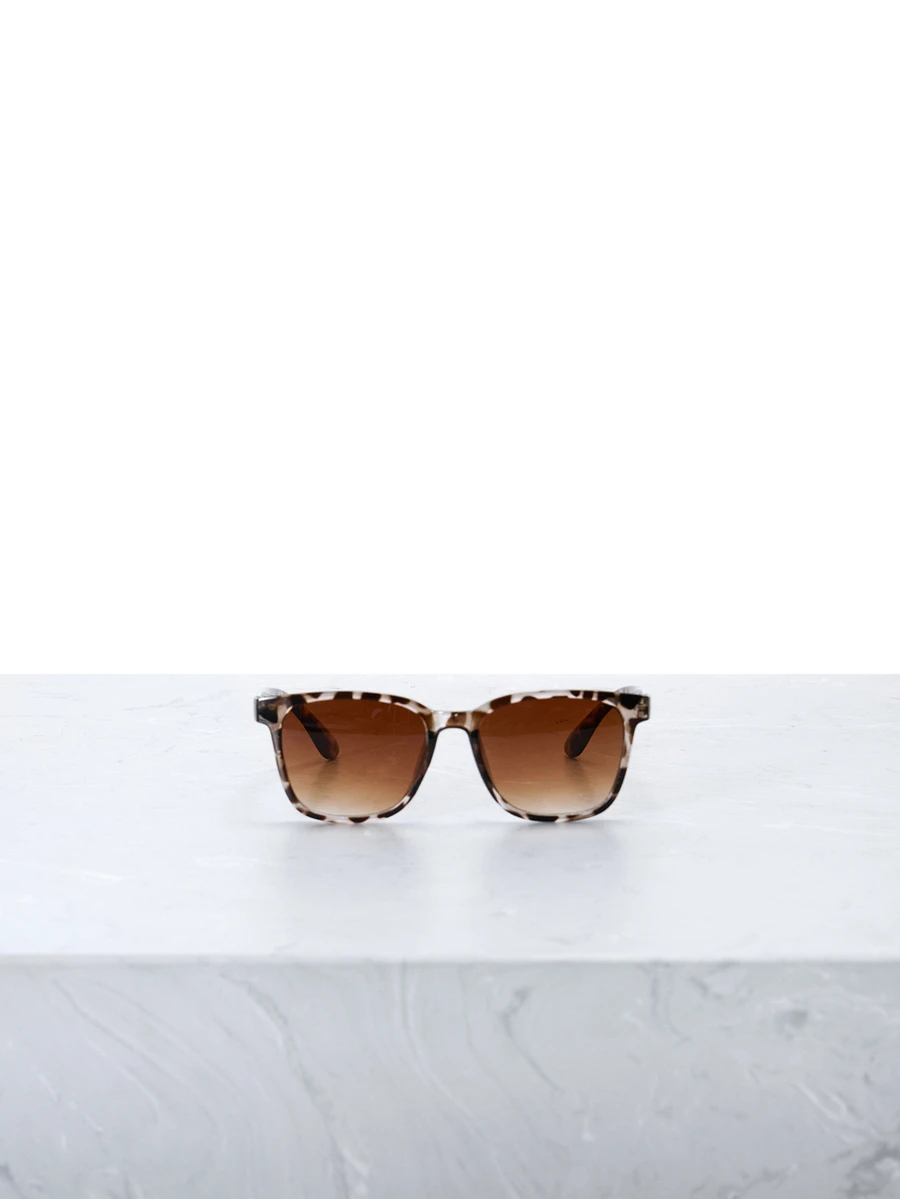 CHICVUE 1pair Leopard Print Frame Fashion Glasses For Outdoor Shades Beach Accessories Beach Accessories For Women Glasses Shades Basics Fall Winter Women Outfits Clothes Business Casual Gifts Leopard Color Blocking Boho Vacay Vacay Vibes For Summer Beach Vacation, Outdoor, Travel Leopard Tortoise Shell Bohemia Style Oversized Square Frame For Vacation, Beach, Travel - Multicolor - View 1