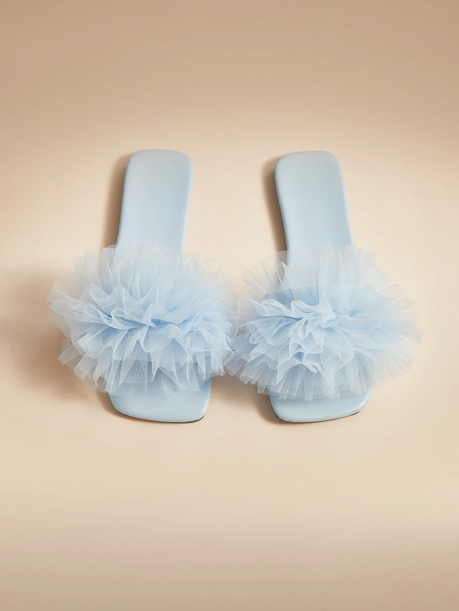 Glizzene Dép xăng đan đế bằng mới năm 2025, trang trí lưới, chất liệu mềm mại và thoải mái, dép đa năng dùng được cả trong nhà và ngoài trời, phù hợp cho các bữa tiệc, mặc hàng ngày, đi chơi, đi biển, nhẹ nhàng, thời trang và đa năng, thích hợp cho ngày Valentine và đám cưới.