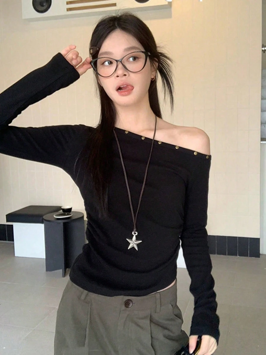 复古美式性感铆钉不对称肩长袖修身休闲上衣，初秋