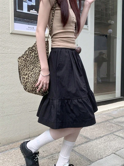 ポケット付きカジュアルAラインスカート、年齢を若く見せる