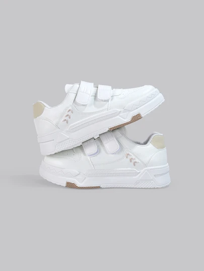 DareSee Zapatillas deportivas de patinaje para mujer, zapatillas con detalles de puntada y cierre de gancho y bucle para festivales de música y estilo Y2K, vuelta al colegio, otoño, Navidad, invierno, regalos de Navidad