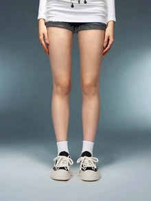 DareSee 女士休闲运动鞋，大码帆布低帮运动鞋，新款设计，防滑耐磨，适合音乐节、Y2K音乐节、返校季、秋冬季节等场合，也是音乐节的理想礼物。 - 黑色 - 查看 4