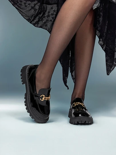 DareSee 2024春季女士厚底乐福鞋，英伦风厚底休闲平底鞋，PU搭扣，防滑一脚蹬玛丽珍鞋，适合音乐节、Y2K节、返校季、秋冬季节等场合，也是音乐节的理想礼物。