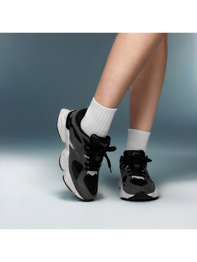 Scarpe sportive casual nere alla moda per donna, scarpe da running leggere per strada, scarpe da trekking traspiranti per esterni, scarpe da coppia ur