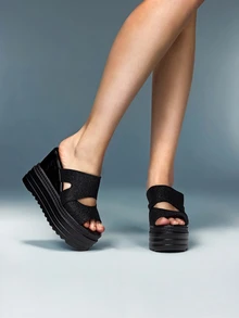 DareSee 女士坡跟厚底凉鞋，12厘米厚底绑带高跟防水坡跟夏季拖鞋，黑色露趾鞋，适合音乐节、Y2K音乐节、秋冬季节等场合，也是音乐节的理想礼物。 - 黑色 - 查看 1