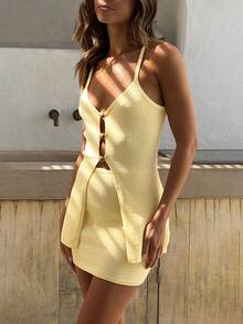 女士串珠吊带V领背心，搭配修身迷你裙。时尚休闲套装，适合街头风和度假休闲——针织两件套 - 黃色 - 查看 2