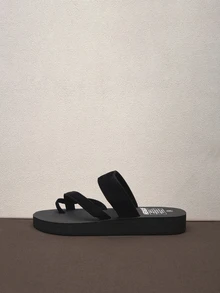 Hatastic 女式簡單休閒沙灘鞋，黑色，帶十字繫帶，楔形跟，圓頭，柔軟面料，平底，每日百搭踝環拖鞋