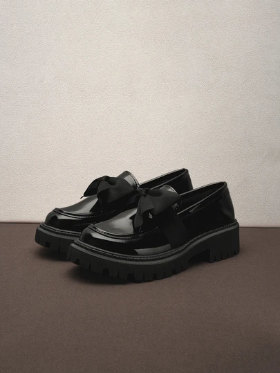 Hatastic Mocassini con suola spessa e piattaforma in pelle lucida con fiocco, con punta tonda, stile casual e retrò versatile, adatti per pendolarismo, infermiere, assistenti di volo, scuola, ciabatte