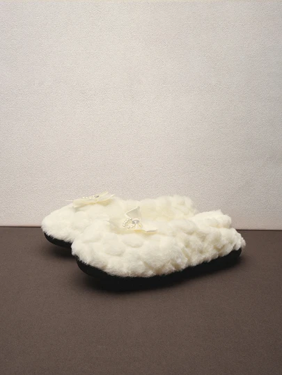 Hatastic Fall/Winter Women's Flat Home Slippers New Fashion Non-Slip Heart Soft Comfort Lightweight Plush Slippers With Bowknot And Pearl Shiny Decoration,Christmas Outfits