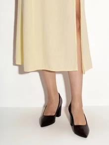 NobleVue 女士时尚棕色尖头一脚蹬高跟鞋，适合居家、办公室、度假、旅行、休闲外出，复古风格，百搭，高品质，舒适平底鞋 - 棕色 - 查看 1