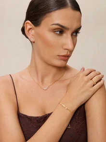 Etoivie Conjunto de 5 peças de joias minimalistas com zircônias, em estilo floral e de folhas. Inclui colar, pulseira, anel e brincos. Ideal para festas, presentes e uso diário. Perfeito para casamentos. - Ver 2