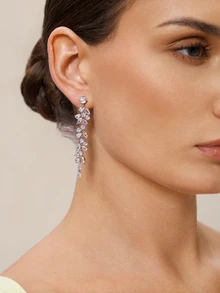 Etoivie Shiny Leaf Long Dangle Ear Clip Earrings 2pcs Women Cubic Zirconia No Pierced Drop Earrings Silver Plated Bridal Wedding Jewelry Party Anniversary Engagement Birthday Gift For Girlfriend Wife BBF - Silver - View 2