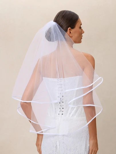 Etoivie White Short Wedding Veil Pearl Rhinestone Bride Veils Bridal Veils Bachelorette Party Veil For Brides And Women Wedding