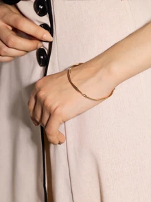 NobleVue 扭結設計開口手鐲 - 金黃色 - 查看 1