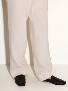 NobleVue 女士極簡方頭優雅平底鞋 - 黑色 - 查看 3