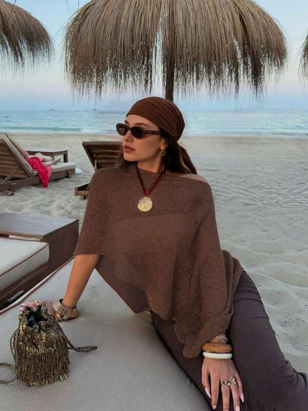 2026 Primavera/Verano Nueva Capa de Punto Transparente de Cuello Redondo en Color Camello Claro para Mujer, Tejido de Punto, Material Texturizado, Silueta Holgada y Oversize, Adecuado para Vacaciones, Festivales de Música, Capas, Esencial para Fiestas de Festivales de Música en la Playa, Top con Estilo Suelto y Relajado, Sensual y Vaporoso