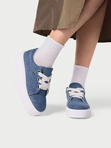 DareSee 2023新款大尺碼女士秋季韓版純色輕便圓頭低幫厚底系帶休閒運動鞋 - 藍色 - 查看 1