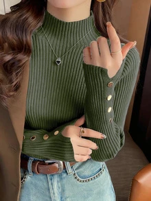 Women's Khaki Turtleneck Sweater, Metal Button Decor, Warm Knit Top For Layering, Suitable For Commute And Daily Wear, Autumn/Winter - Green - View 2