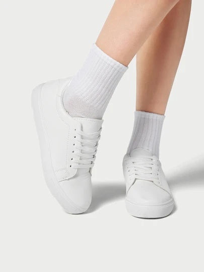 DareSee 秋冬新款大码白色帆布运动鞋，百搭学生运动鞋，平底时尚校鞋，休闲系带小白鞋，舒适运动鞋（尺码偏小，请订购大一码）