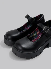 DareSee Giày Mary Jane cỡ lớn dành cho nữ, kiểu dáng Preppy, chất liệu da PU, quai cài, gót chunky, đế dày, màu đen mờ (kích cỡ nhỏ hơn một size) - Phong cách lễ hội âm nhạc - màu đen - Xem 5