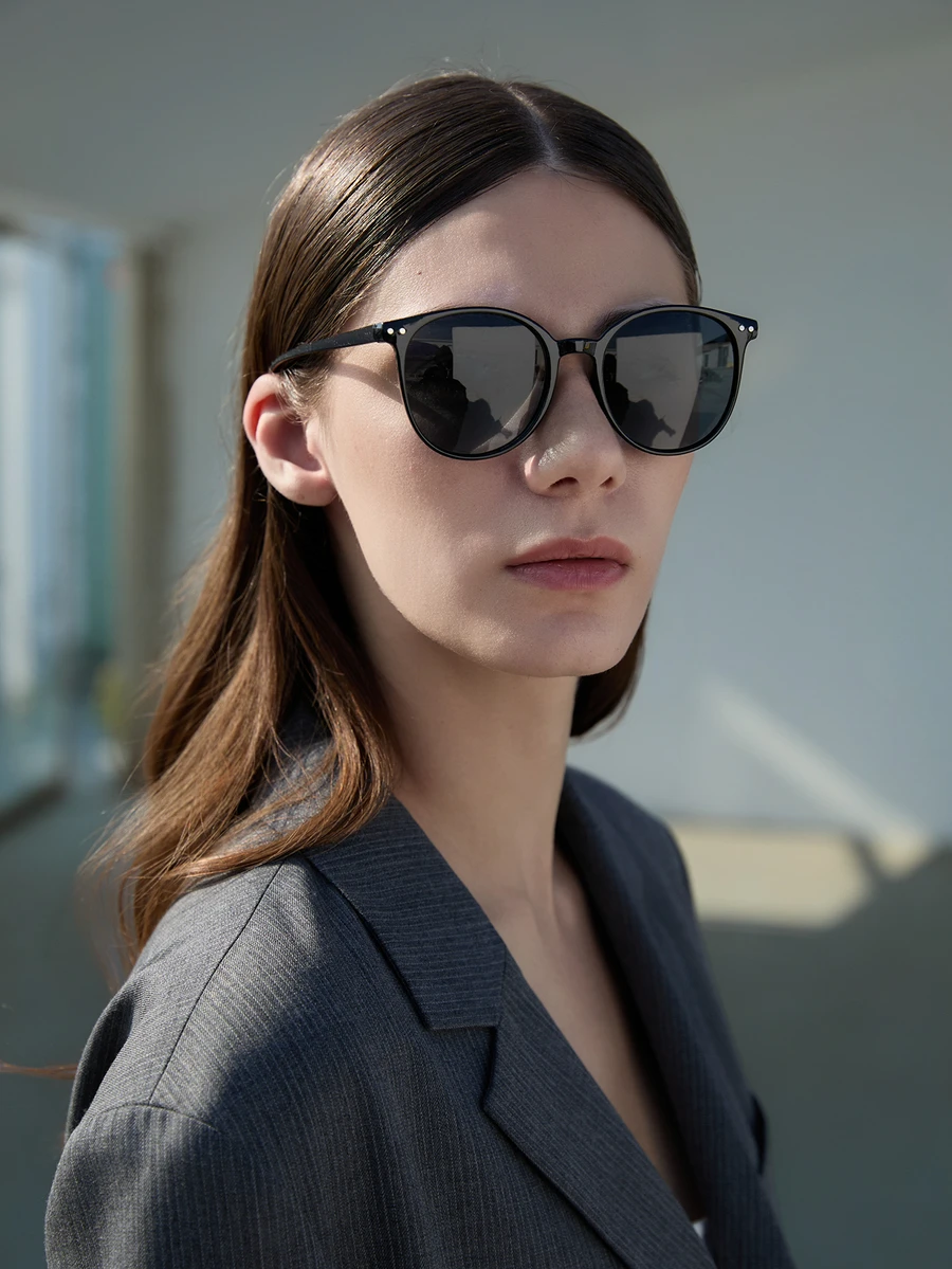 CHICVUE 1 pieza con montura cuadrada de moda y estilo vintage para mujer, accesorios de playa, gafas para usar a diario, atuendos de mujer casuales y de negocios, regalos para verano, vacaciones, exteriores y viajes. - Negro - Ver 1