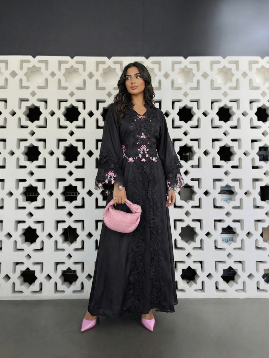 2pcs Elegant Muslim Set - Embroidered Lace Chiffon Robe With Belt, Long Sleeve Lining Dress - Classic Black - View 1