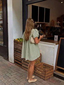 优雅女士绿色格纹泡泡袖迷你连衣裙，蝴蝶结前襟蕾丝下摆宽松休闲连衣裙，适合日常早午餐、约会、度假穿着 - 綠色 - 查看 4