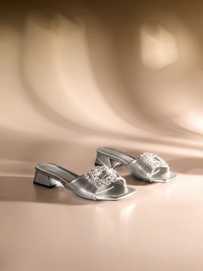 Etoivie Summer New Rhinestone Decor Square Buckle Wedge Heel Slippers Women, Fashionable High Heel Strap Slides Suitable For Dating, Shopping, Commuting, Office, Home And Casual Wear