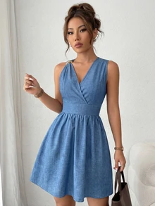 Elegant V-Neck Fitted Waist Sleeveless Dress, Summer - Blue - View 3