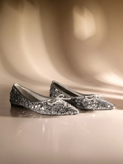 Etoivie 0.5码可爱优雅银色亮片平底芭蕾舞鞋，尖头蝴蝶结套脚休闲乐福鞋，舒适工作鞋，适合34-43码女性，春、夏、秋季百搭