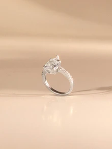 Etoivie 1pc Luxury Crystal Water Droplet Design Ring, Women's Engagement/Wedding Ring, Party Jewelry Gift - Silver - View 1