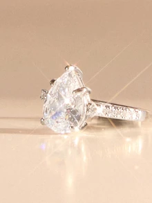 Etoivie 1pc Luxury Crystal Water Droplet Design Ring, Women's Engagement/Wedding Ring, Party Jewelry Gift - Silver - View 4