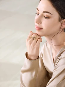 Clariva 8入組歐美波西米亞風格鑲嵌鑽石蝴蝶女士們戒指套裝禮品 - 金黃色 - 查看 3