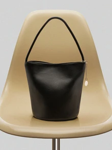 NobleVue 软皮蔬菜桶篮包，2025夏季新款手提包，小众单肩包，通勤腋下包，日系街头风女包 - 黑色 - 查看 4