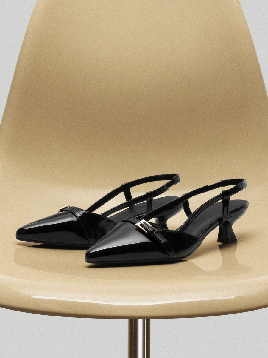 NobleVue Nuevos zapatos de tacón grueso con punta puntiaguda para mujeres en 2024, de estilo elegante y de moda, con correa versátil de estilo retro, adecuados para todas las estaciones - Negro - Ver 1