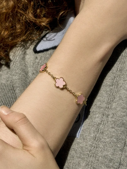 Hatastic 2 件简约时尚五瓣花形铜手链，适合女士，适合约会、毕业礼物、日常佩戴情人节