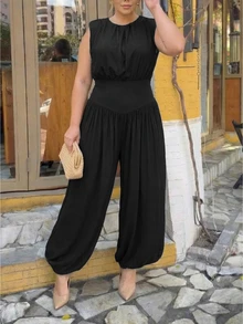 Áo tank top không tay cổ tròn dáng rộng dành cho nữ, có đệm vai, kèm quần dài. - màu đen - Xem 1