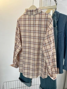 YUXIN Camisa holgada a cuadros marrón claro para mujer - Cuello con solapa y botones delanteros con bolsillos | Transpirable y ligera | Versátil para capas, uso casual u oficina | Parte superior diaria de /otoño - Marrón - Ver 3
