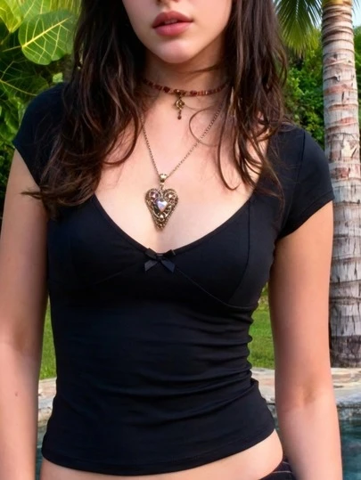 Women's Summer Casual Y2K Party Street Elegant Elegant Fashion Sexy Deep V Solid Color Fitted Short Sleeve Versatile T-Shirt, Suitable For Various Occasions, Solid Color Beach