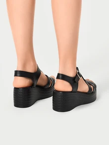 DareSee Women's Plus Size Hollow T-Strap Chunky Platform Comfy Slip On Casual Sandals, Lightweight & Minimalist Design For Summer Music Fest Back To School - Black - View 5