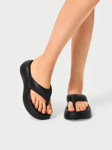 DareSee Women's Fashionable Solid Color Casual EVA Molded High Heel Flip Flops, Comfortable Soft Suitable For All Seasons, Suitable For Daily Life, Work Or Beach Vacation And Other Occasions Music Fest Halloween - Black - View 1