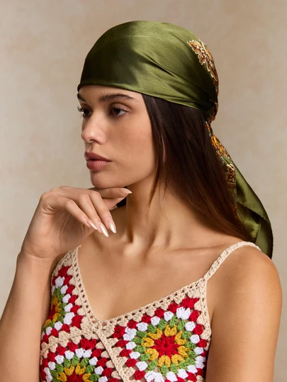 Tropiscape 1条简约印花围巾，新款春季时尚头巾，可作腰带、包包装饰、丝带、头带或围巾使用，是提升整体造型的理想选择。