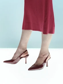 Rollcall Women's Pointed Toe Kitten Heel Slip-On Sandals - Burgundy - View 4