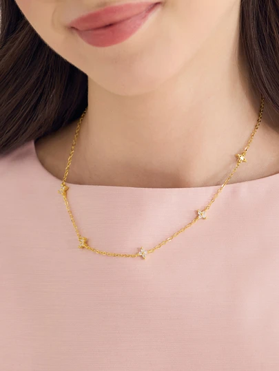 Clariva 1pc 14k Gold Women's Fashion Luxurious Elegant Stainless Steel Clavicle Chain, Four-Leaf Flower Zirconia Diamond Necklace, Waterproof & Fade-Resistant, Suitable For Daily Wear, Parties, Holidays, Gifts For Friends, Family