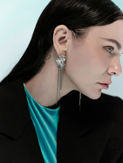 Rollcall 1 Pair Metal Flower Design Tassel Drop Earrings, Luxury Statement Earrings For Women, Suitable For Gala, Evening Party, Fashion Show