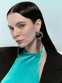 Rollcall 1 Pair New Creative Snail Tassel Inlaid Acrylic Elegant And Unique Drop Earrings, Versatile For Daily Wear - Silver - View 2