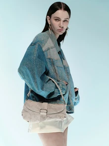 Rollcall 女士牛仔布做旧不对称单肩包，铆钉街头风格手提包，Y2K 牛仔布腋下包，适合约会、休闲、时尚派对、旅行、学校、节日礼物 - 米色 - 查看 2